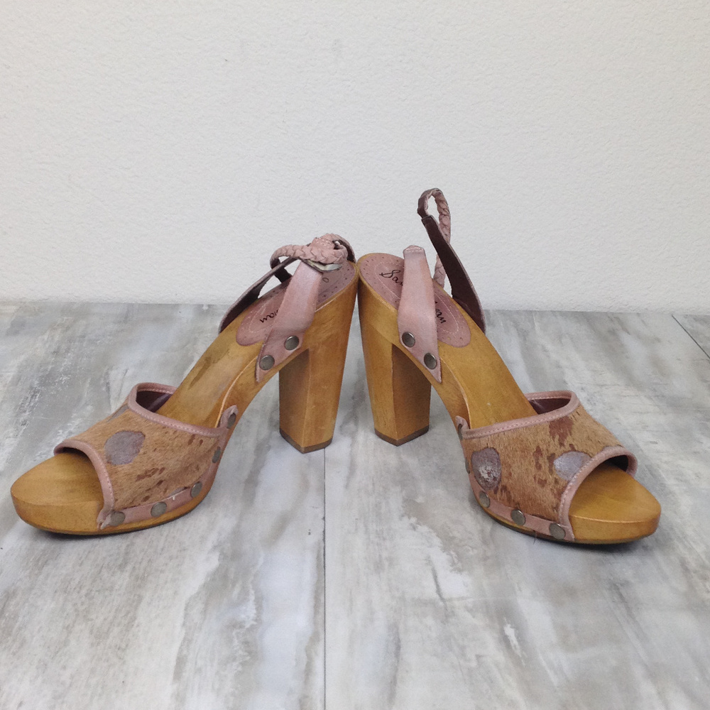 Sam Edelman Sandals - Picture 2 of 8